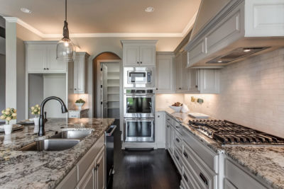 Bella Casa Drive kitchen, Compass Custom Homes, Luxury homes, Home builders, Midlothian, DFW, Dallas Fort Worth